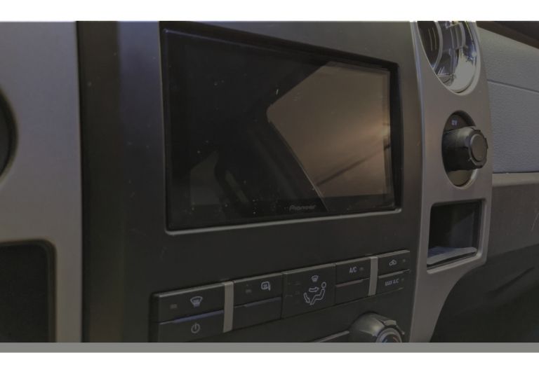 How to Remove Scratches from Car Stereo Touch Screen