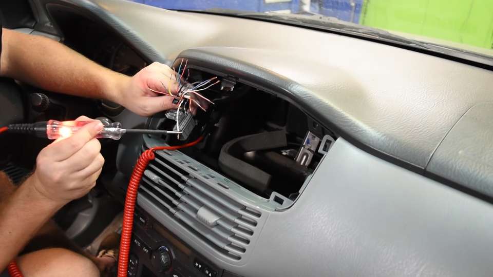 How to Identifying Car Wiring and Connect it to a Car Stereo Wiring Harness
